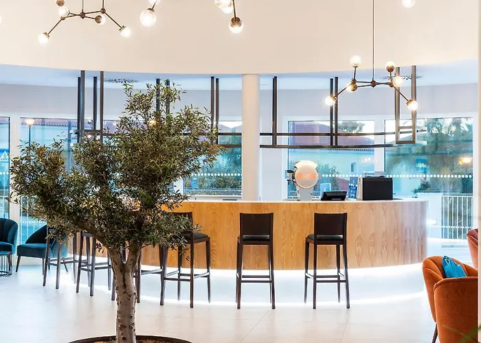 リゾート Eden & 4*