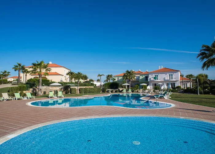 Eden & リゾート 4*