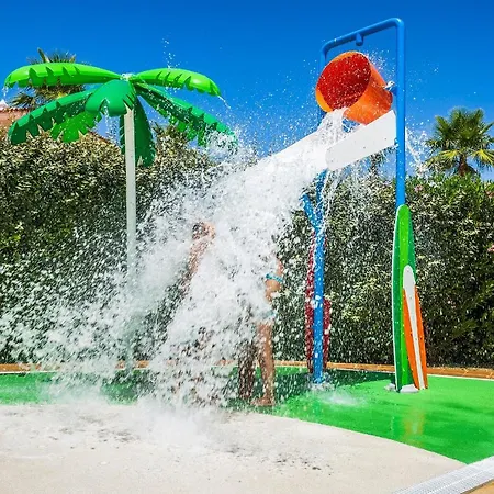 Eden Villas&apartments Semesteranläggning (resort)